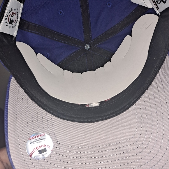 Texas Rangers Hat - Picture 5 of 7